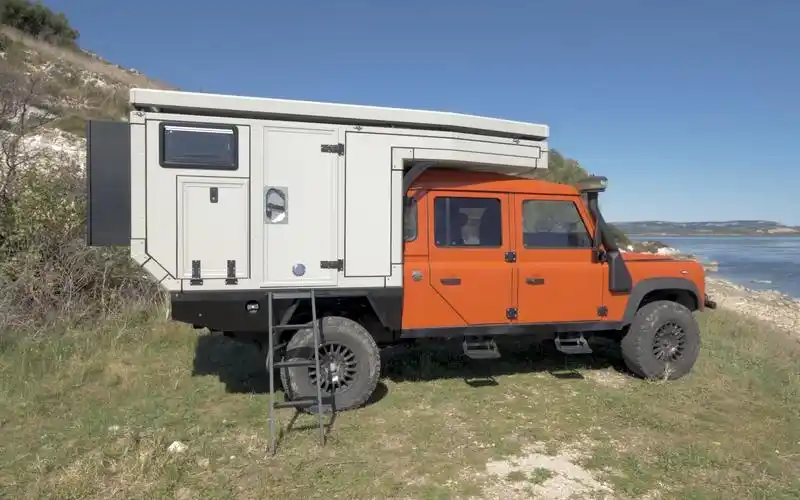 升顶皮卡房车房箱 - globe 360 doka