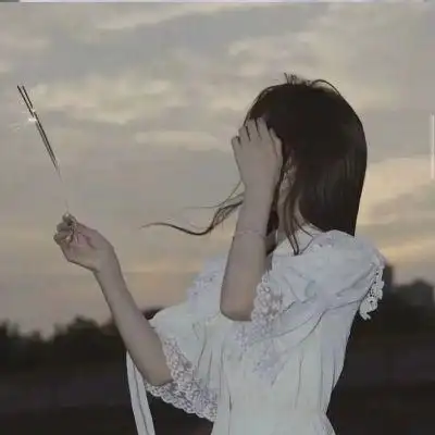 气质文静的优雅文艺森系女生头像 干净温柔很精致的小清新女头_女生